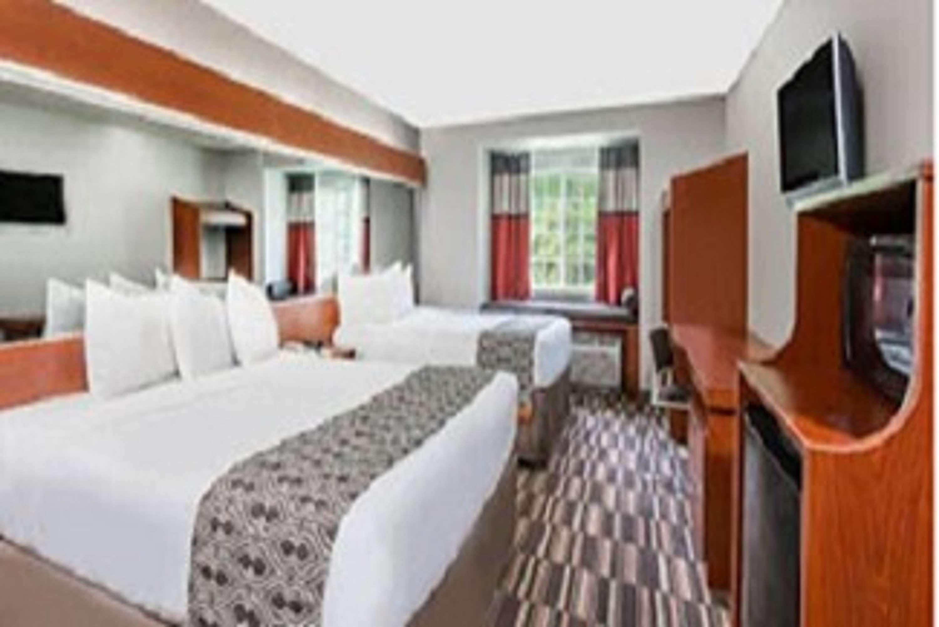 Sonesta Essential Morgantown Hotell Exteriör bild