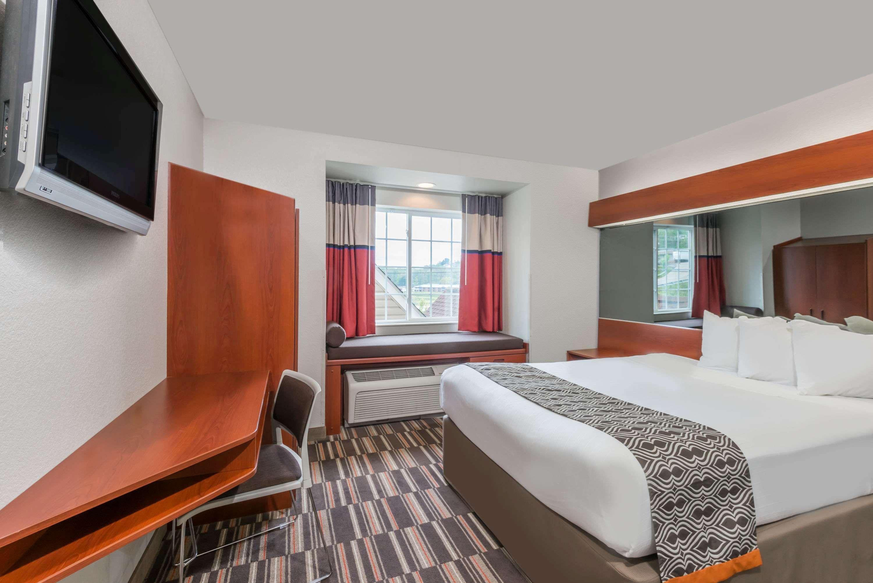 Sonesta Essential Morgantown Hotell Exteriör bild