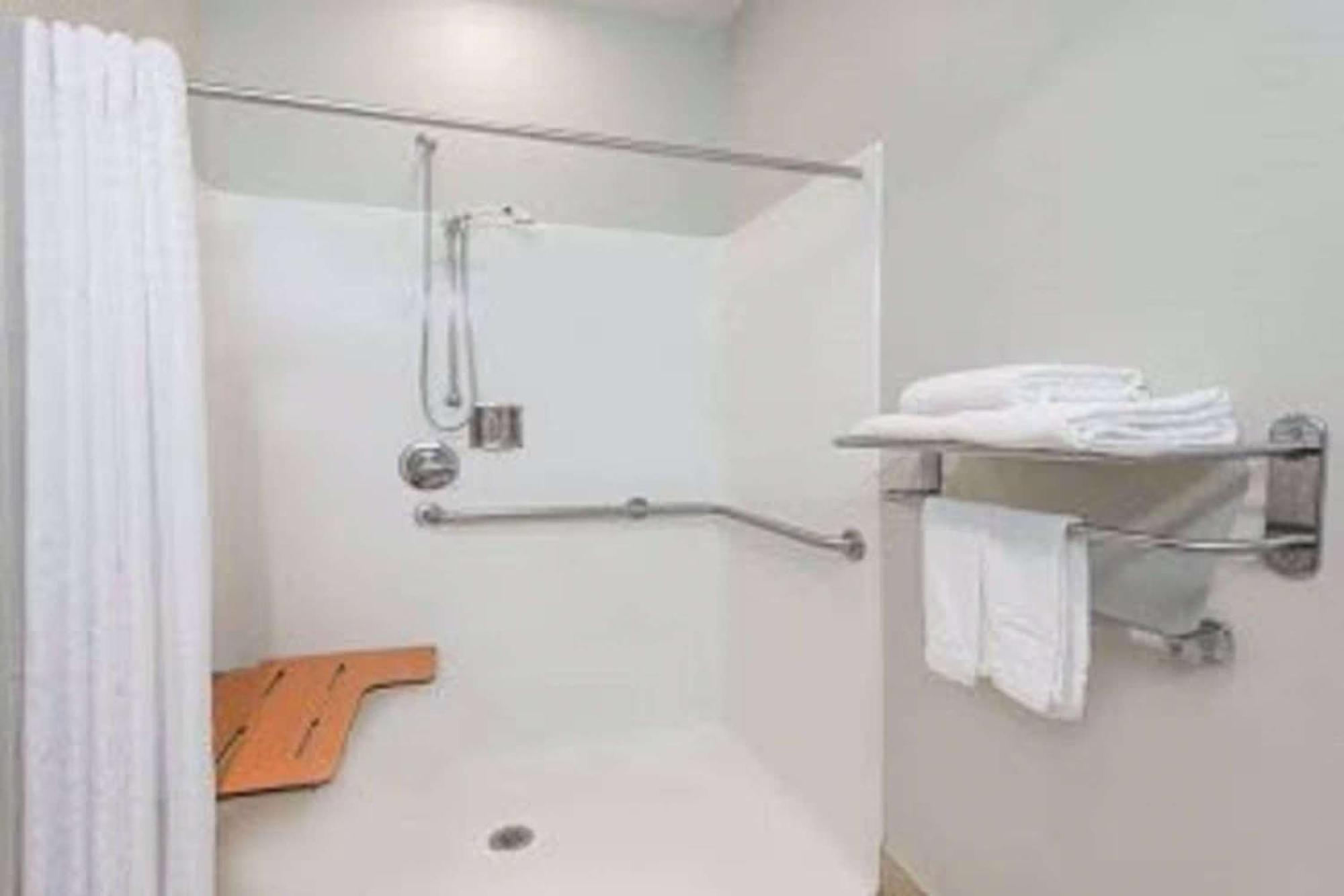 Sonesta Essential Morgantown Hotell Exteriör bild